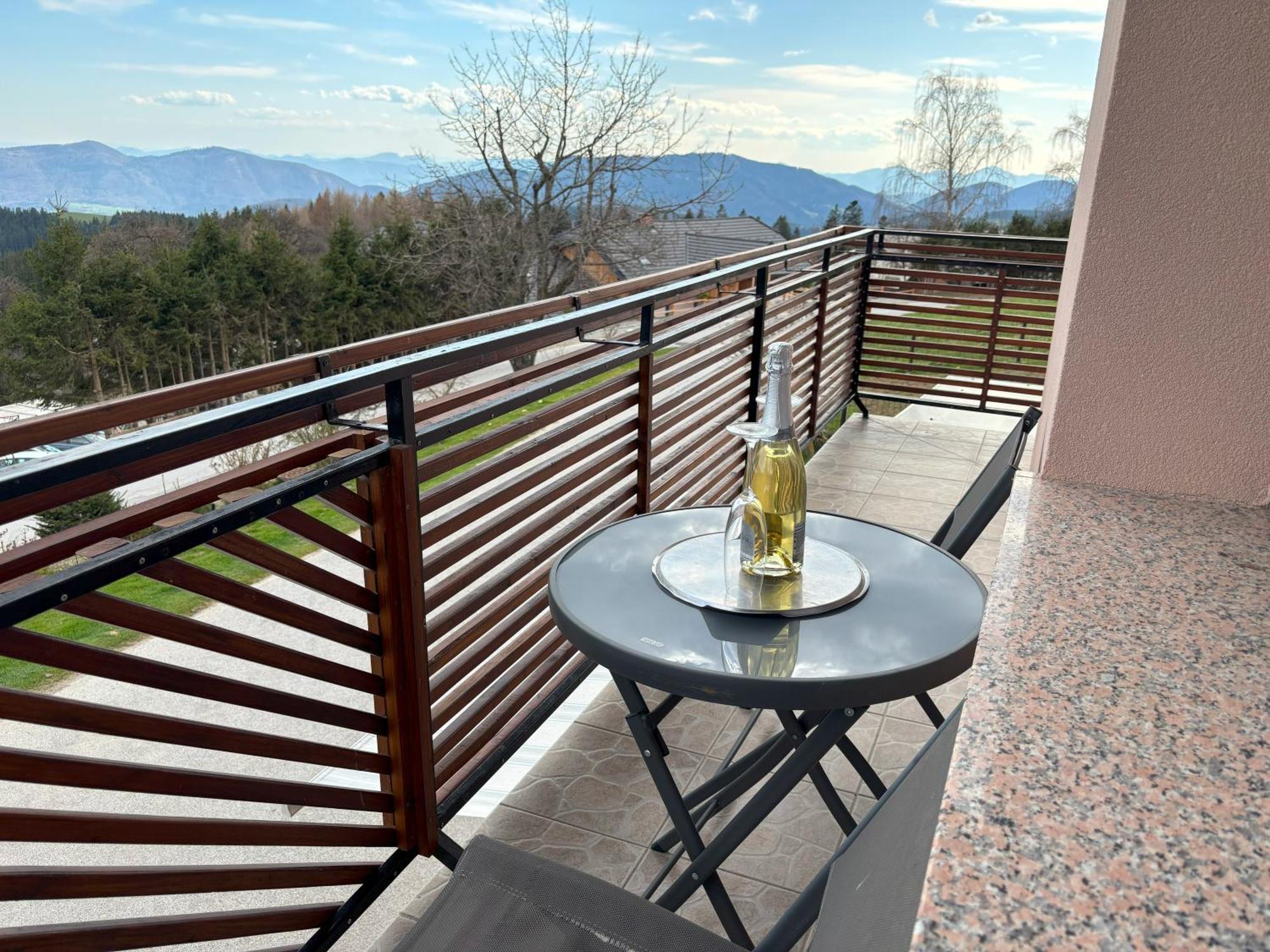 Apartment Panorama Zreče Buitenkant foto